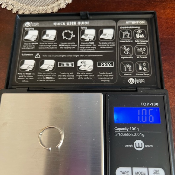 (2) 14k and (1) 10k white gold toe rings - Picture 6 of 14